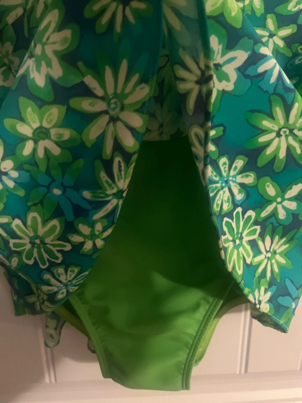 Kathy Ireland Swimsuit size 18